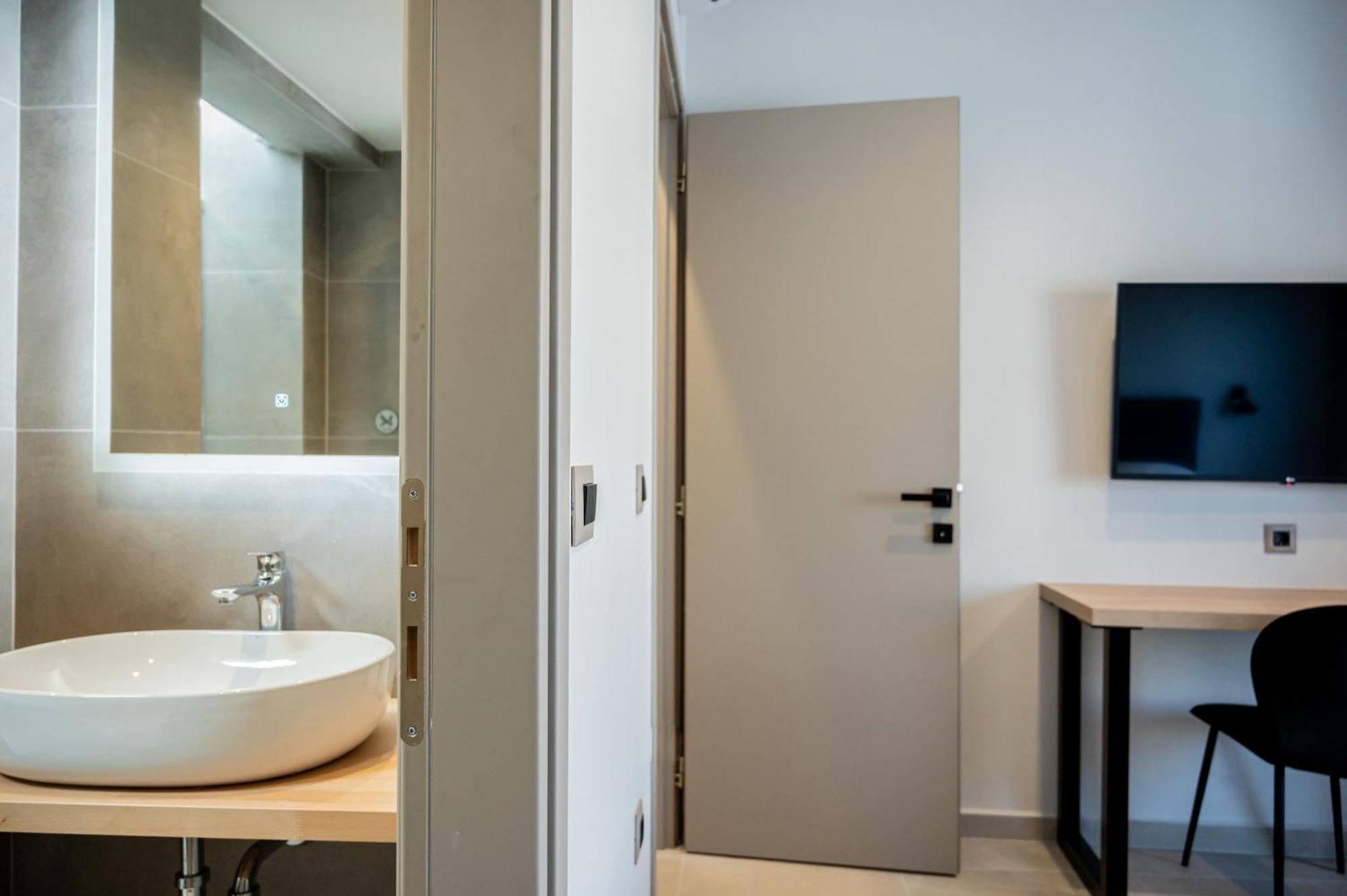 Yiannis Deluxe Apartment Ханя Екстериор снимка