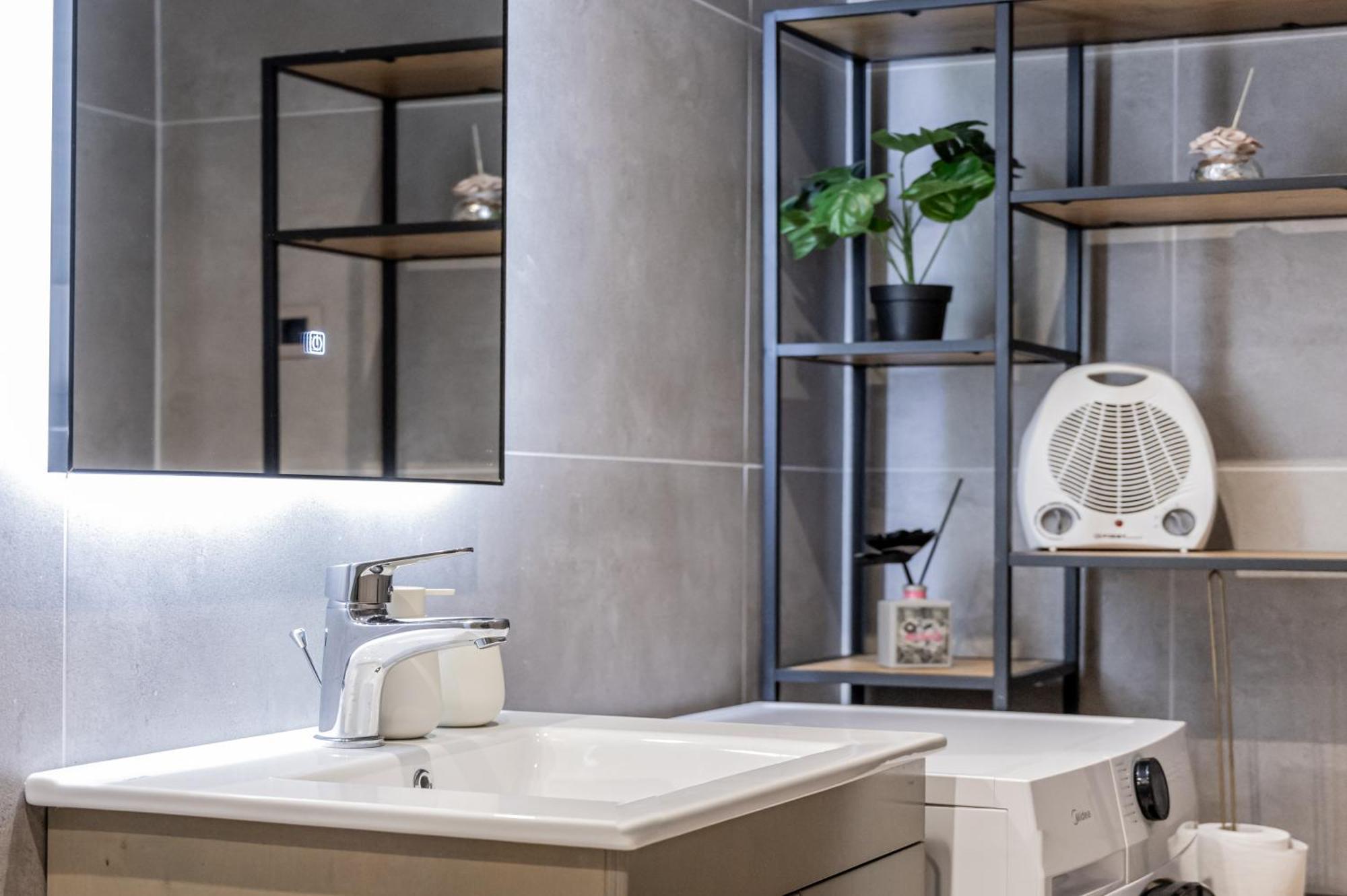 Yiannis Deluxe Apartment Ханя Екстериор снимка